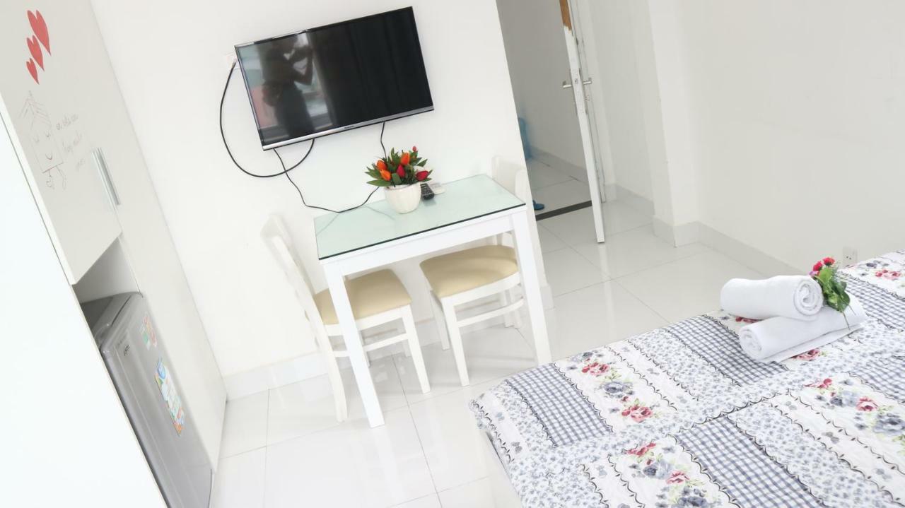 Smiley Apartment 9 Хошимин Экстерьер фото